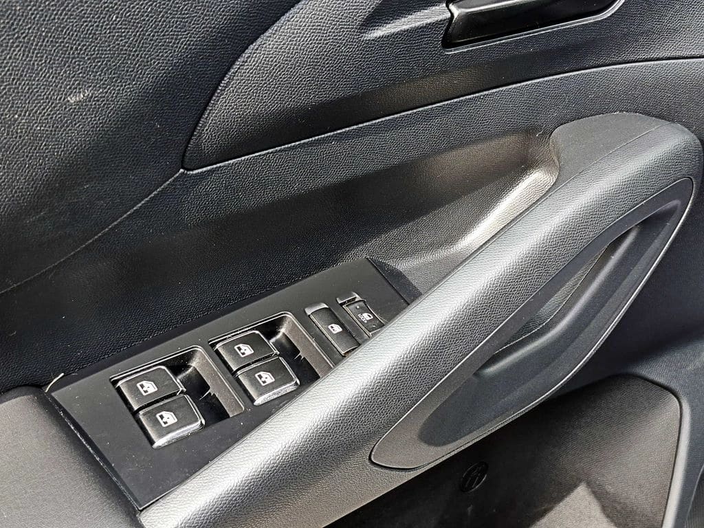 Peugeot Landtrek 2.2 Active Bluehdi Diesel 4x4 At 4p año 2025