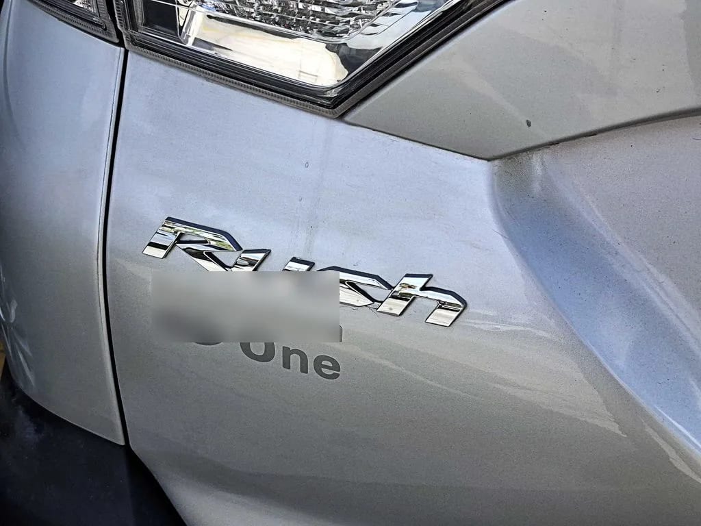 Toyota Rush 1.5 Xli 4x2 Mt 5p año 2022