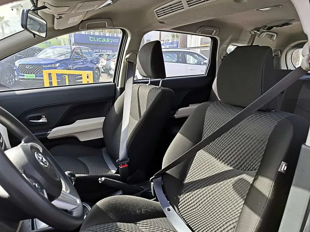 Toyota Rush 1.5 Xli 4x2 Mt 5p año 2022