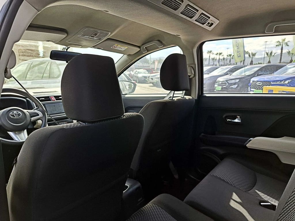 Toyota Rush 1.5 Xli 4x2 Mt 5p año 2022