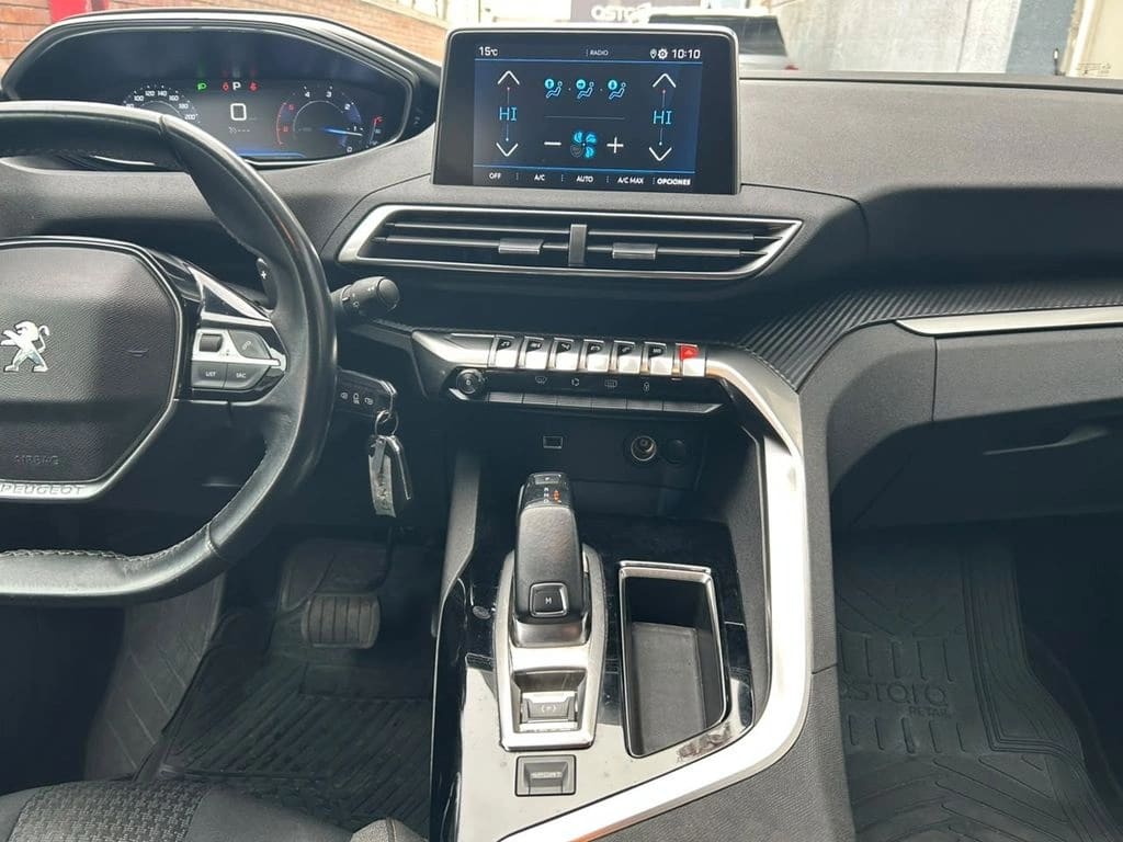 Peugeot 5008 1.5 Allure Diesel 4x2 130 At 5p año 2019