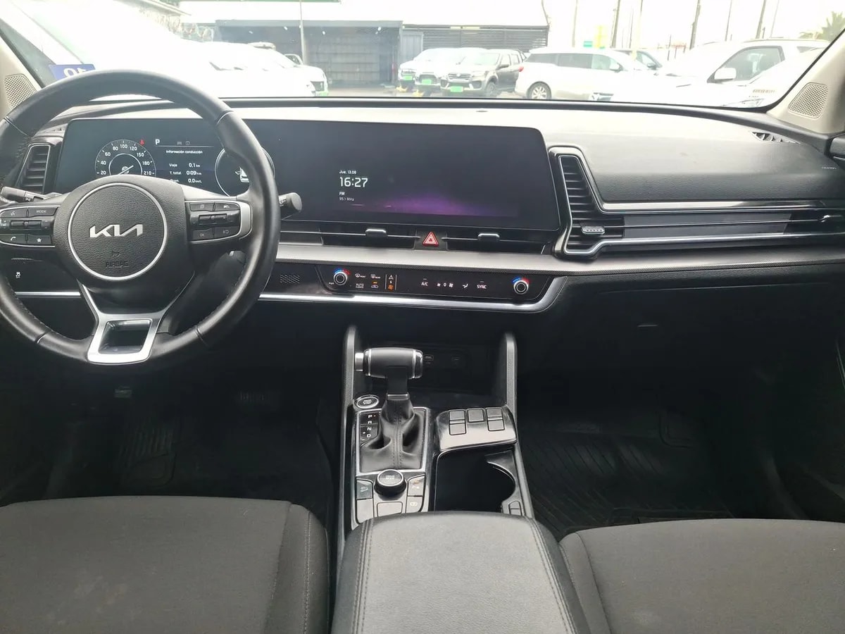Kia Sportage 2.0 Ex Dies 2wd 8at 5p año 2025