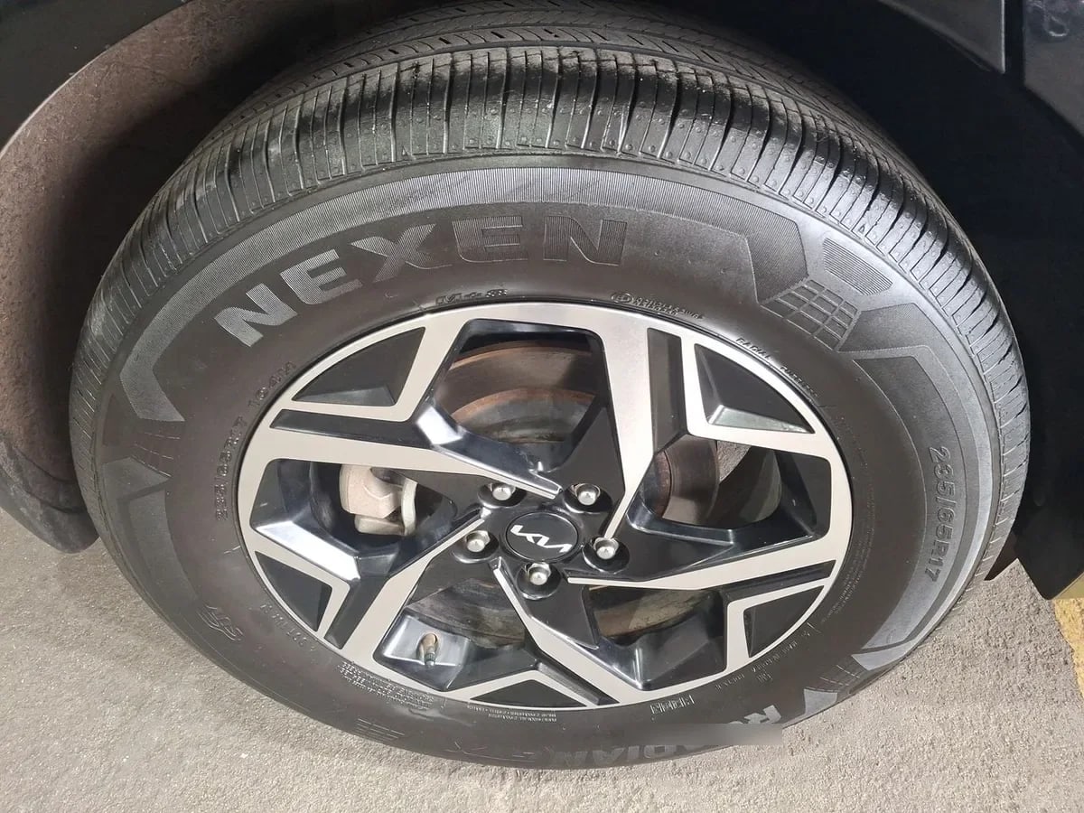 Kia Sportage 2.0 Ex Dies 2wd 8at 5p año 2025