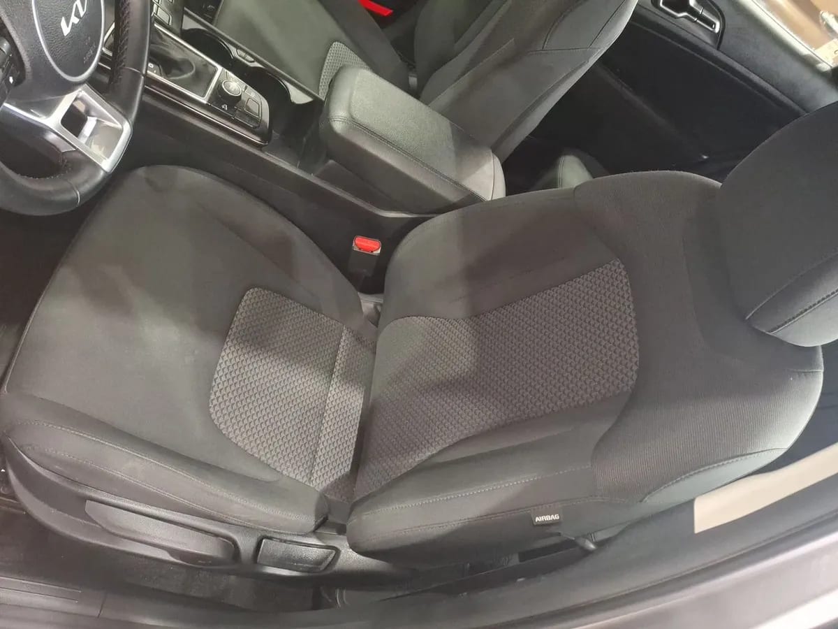 Kia Sportage 2.0 Ex Dies 2wd 8at 5p año 2025