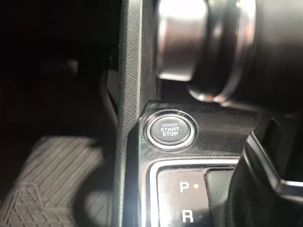 Kia Sportage 2.0 Ex Dies 2wd 8at 5p año 2025
