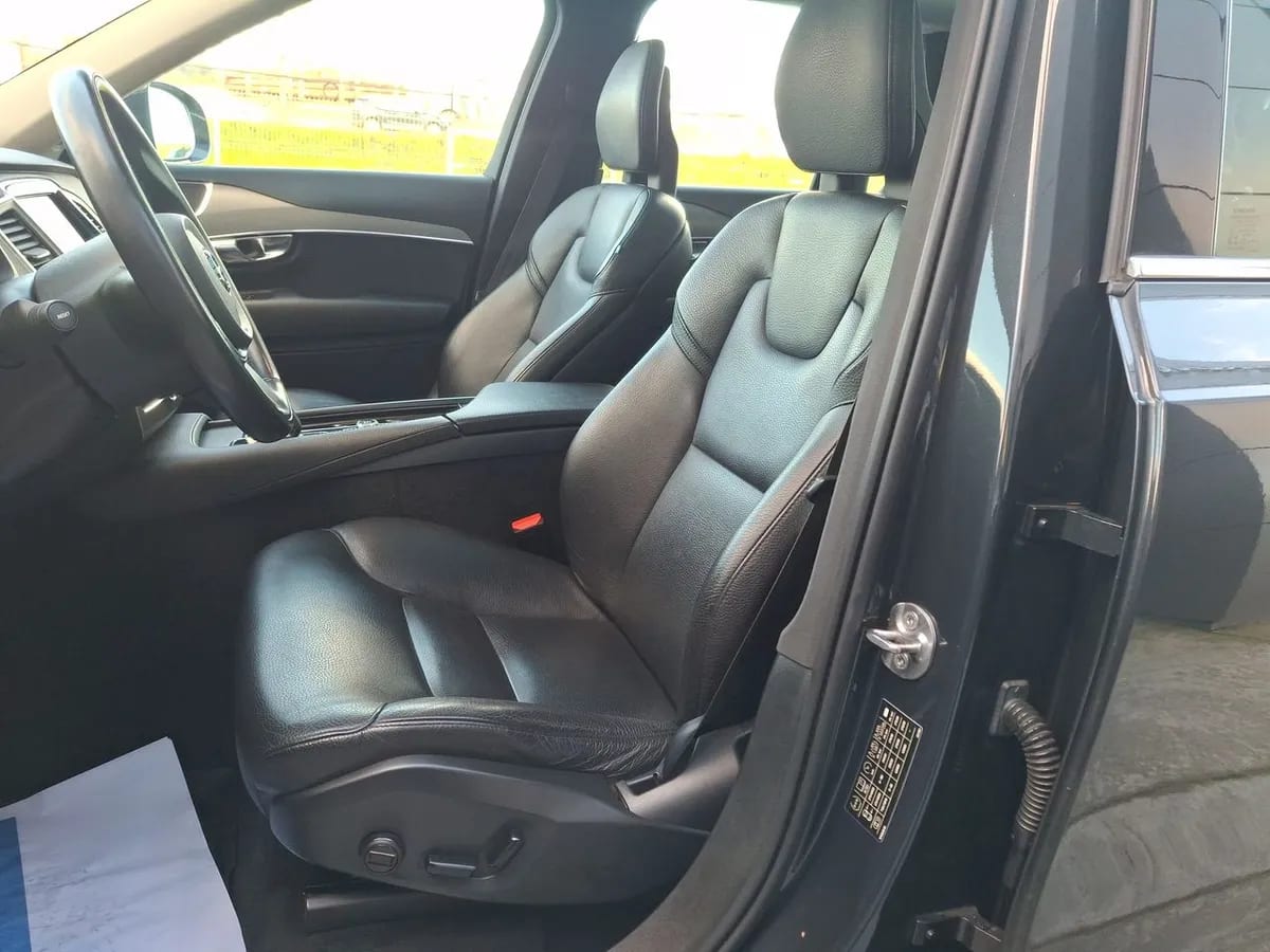 Volvo Xc90 2.0 B6 Momentum 4x4 At 5p año 2022