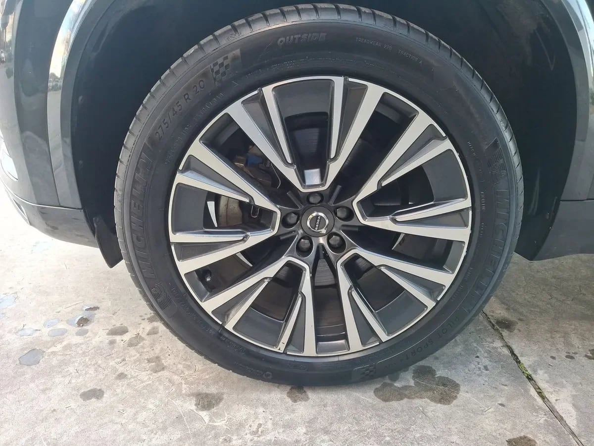 Volvo Xc90 2.0 B6 Momentum 4x4 At 5p año 2022