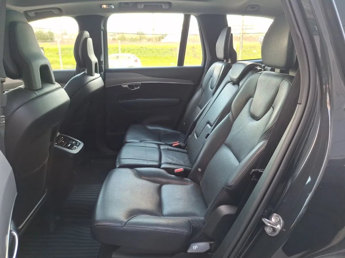 Volvo Xc90 2.0 B6 Momentum 4x4 At 5p año 2022