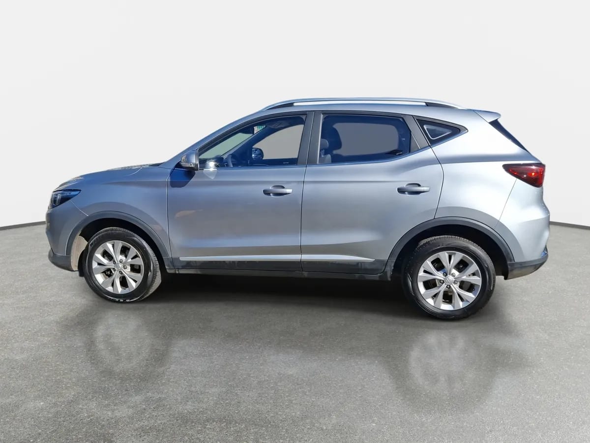 MG Mg Zs 1.5 Std 4x2 Mt 5p año 2024