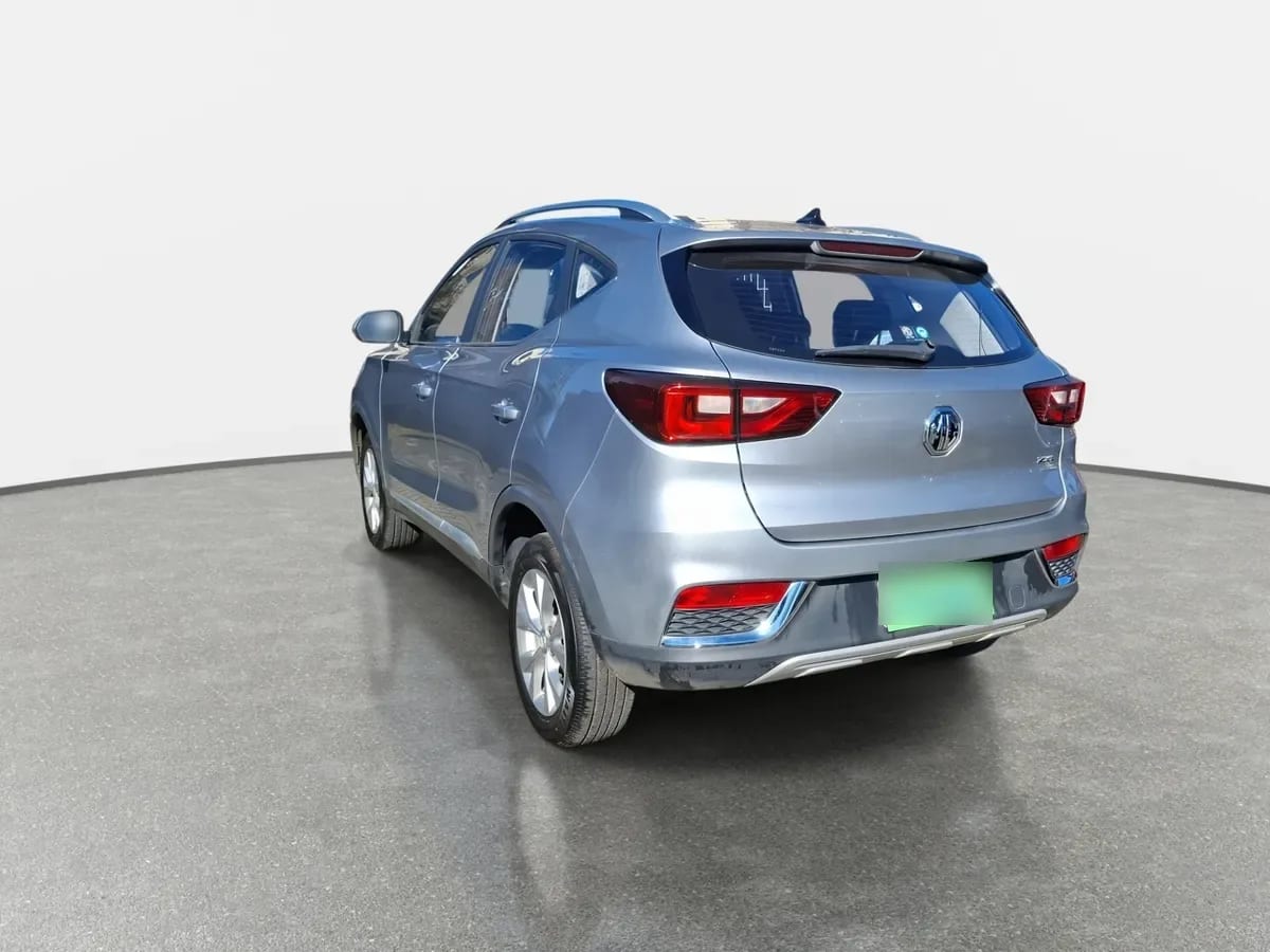 MG Mg Zs 1.5 Std 4x2 Mt 5p año 2024