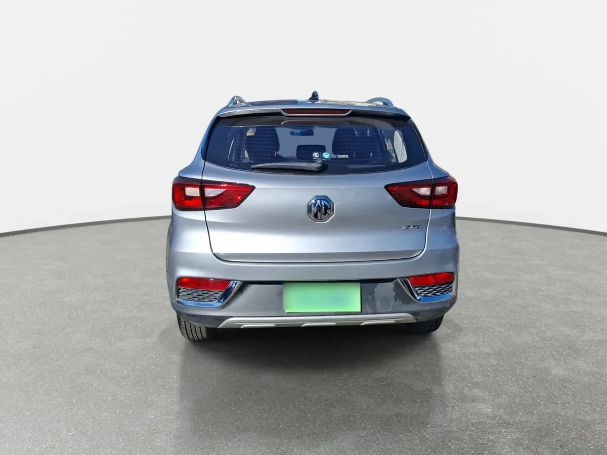 MG Mg Zs 1.5 Std 4x2 Mt 5p año 2024