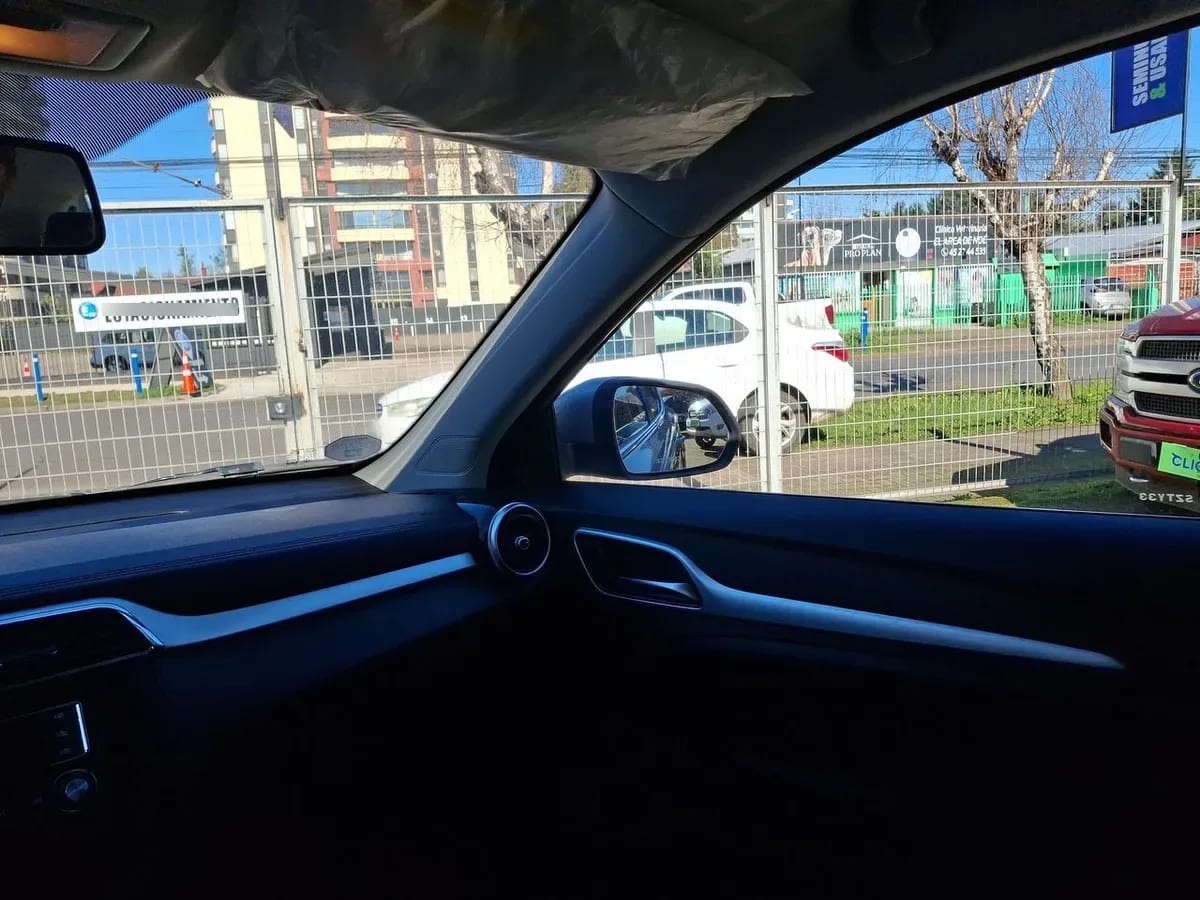 MG Mg Zs 1.5 Std 4x2 Mt 5p año 2024