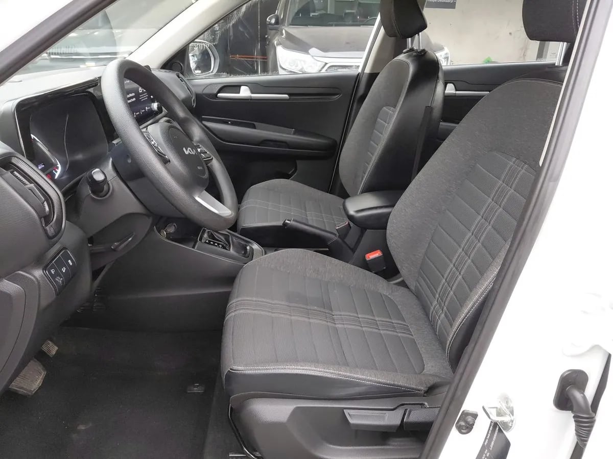 Kia Sonet 1.5 Ex 4x2 Ivt Ri At 5p año 2025