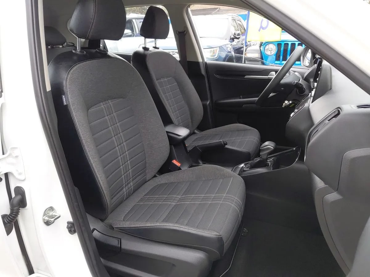 Kia Sonet 1.5 Ex 4x2 Ivt Ri At 5p año 2025
