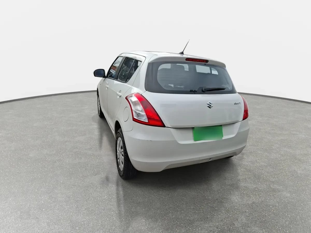 Suzuki Swift 1.2 Gl 4x2 Hb Ac Mt 5p año 2017