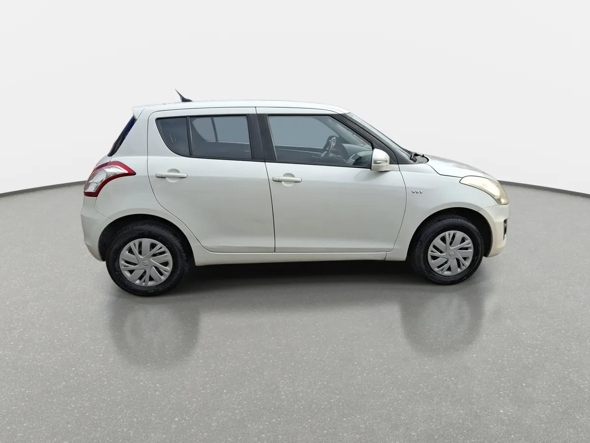 Suzuki Swift 1.2 Gl 4x2 Hb Ac Mt 5p año 2017