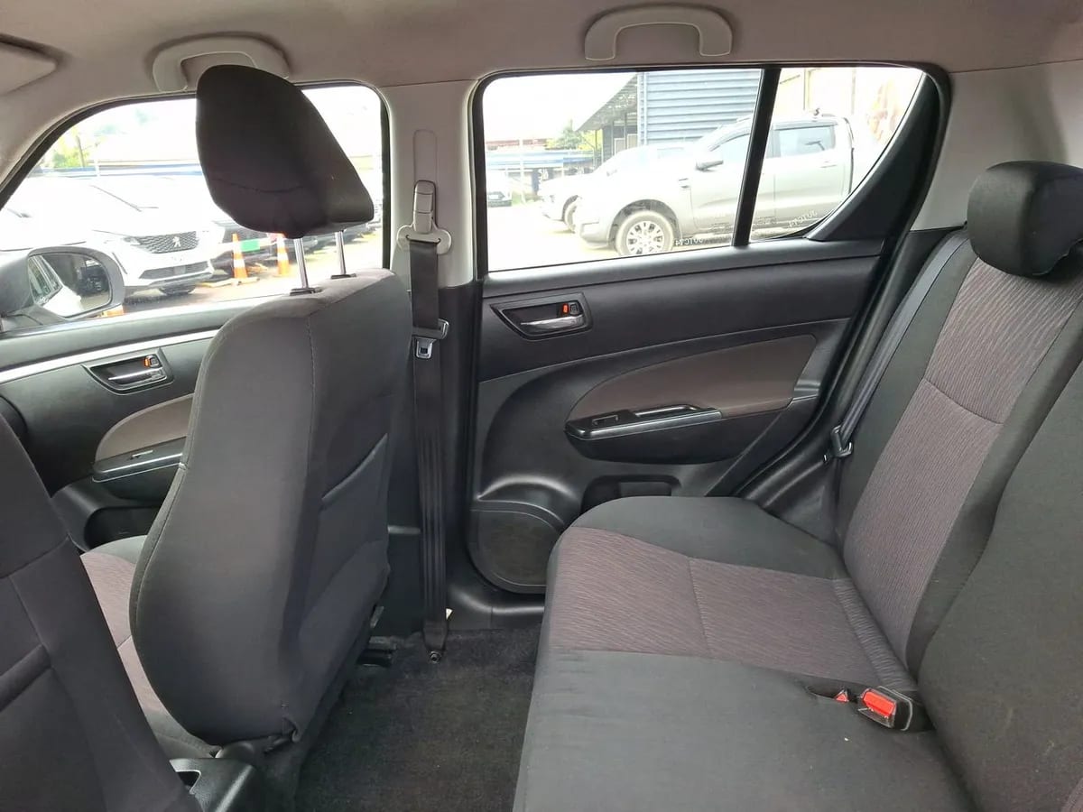Suzuki Swift 1.2 Gl 4x2 Hb Ac Mt 5p año 2017