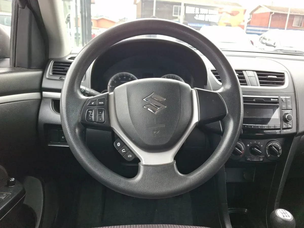 Suzuki Swift 1.2 Gl 4x2 Hb Ac Mt 5p año 2017