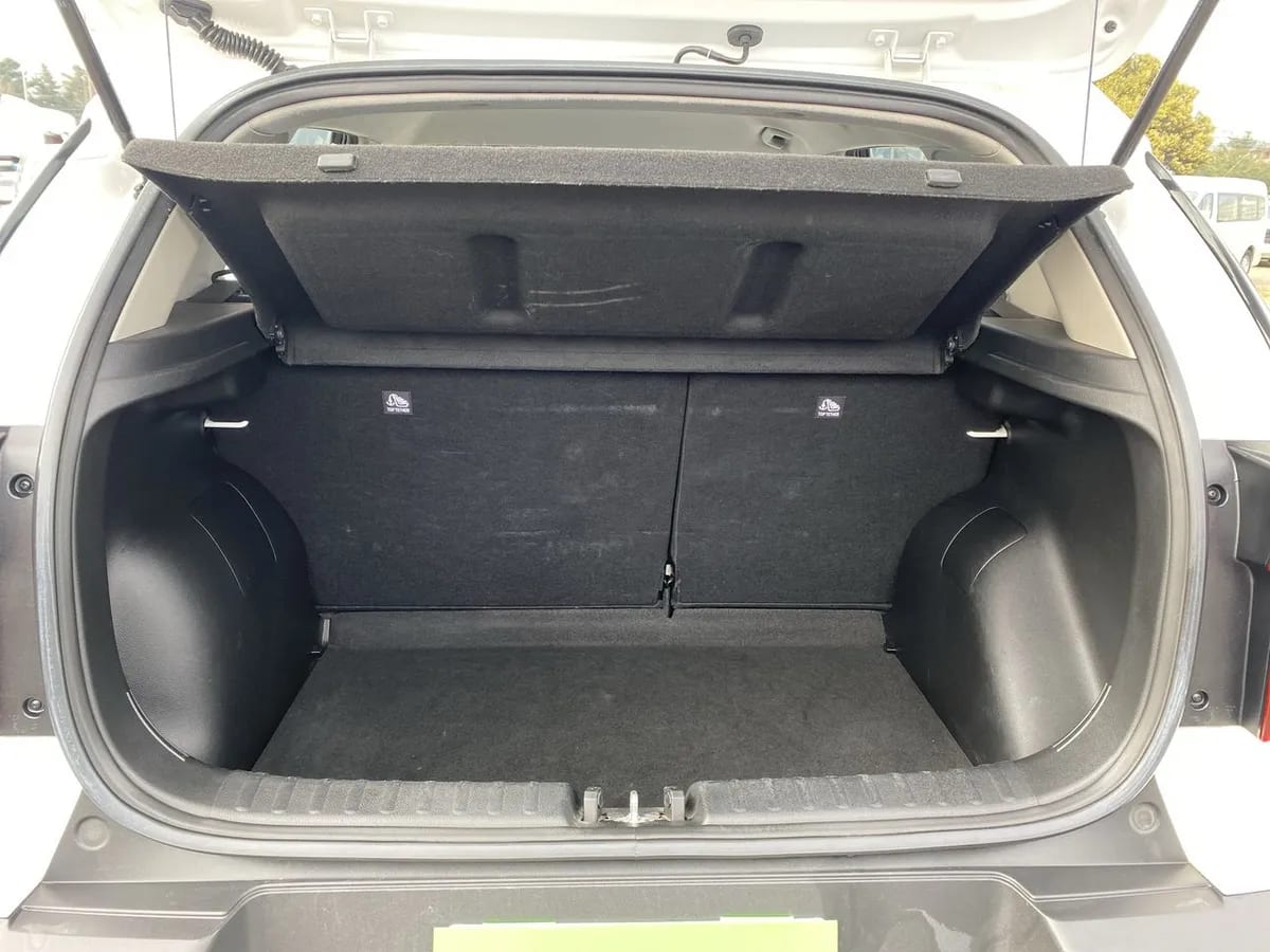 Kia Sonet 1.5 Ex 4x2 Ivt Ri At 5p año 2025