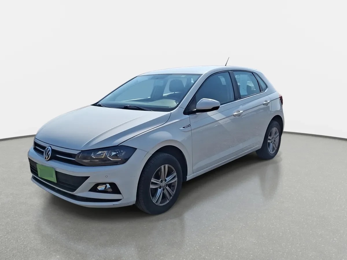 Volkswagen Polo 1.6 Comfortline 4x2 Mt5 5p año 2023