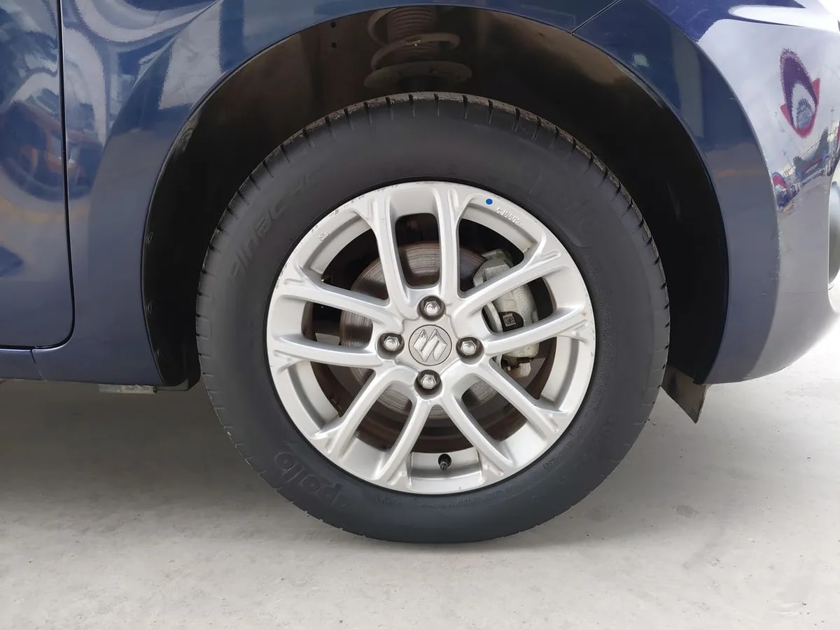 Suzuki Swift 1.2 Gl Sport 4x2 Hb Mt 5p año 2022