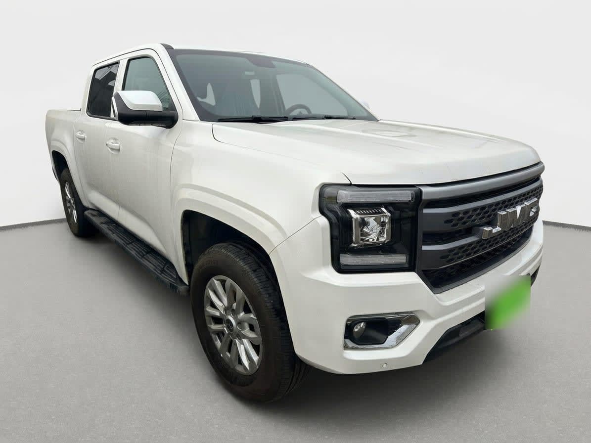 JMC Grand Avenue 2.3t Diesel 4x2 Dob. Cab. At 4p año 2026