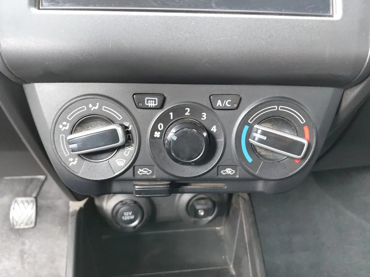 Suzuki Swift 1.2 Gl Sport 4x2 Hb Mt 5p año 2022