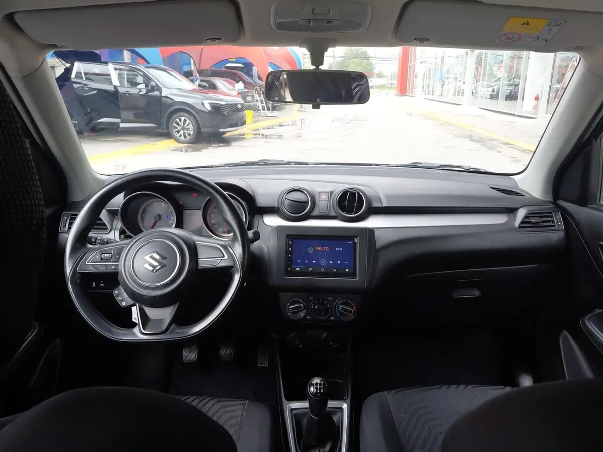 Suzuki Swift 1.2 Gl Sport 4x2 Hb Mt 5p año 2022