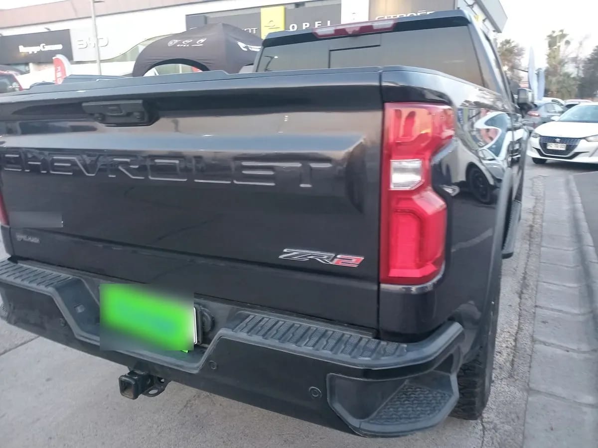 Chevrolet Silverado 6.2 Zr2 R 4x4 At 4p año 2025