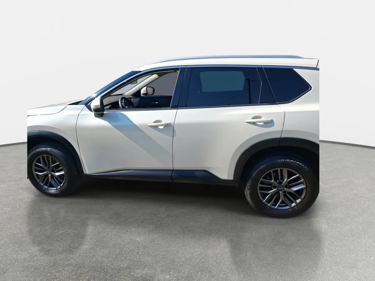 Nissan X-Trail 2.5 Sense 4x2 2row Cvt At 5p año 2023