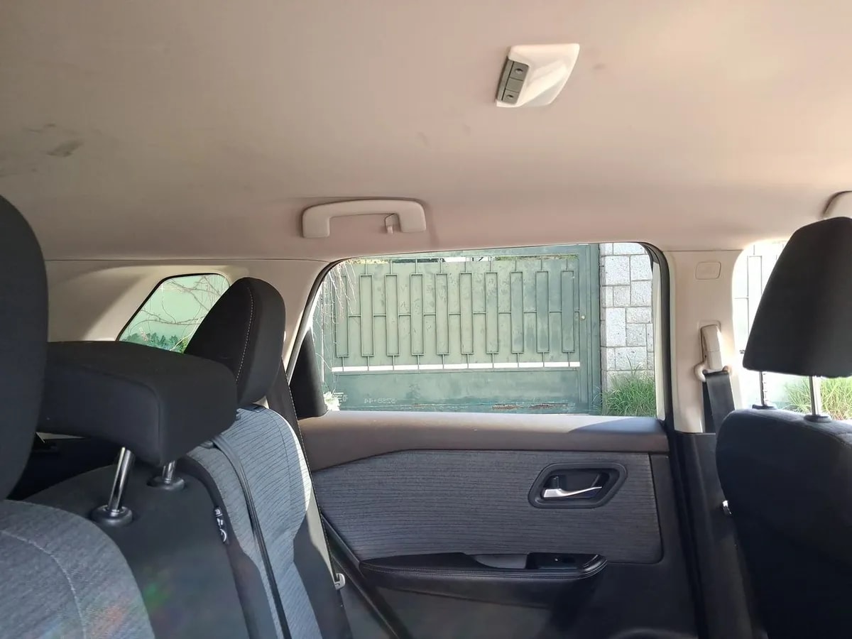 Nissan X-Trail 2.5 Sense 4x2 2row Cvt At 5p año 2023