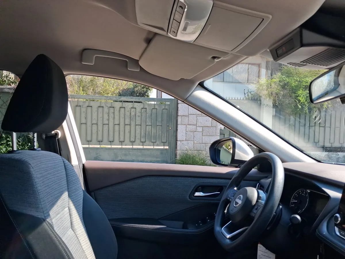 Nissan X-Trail 2.5 Sense 4x2 2row Cvt At 5p año 2023
