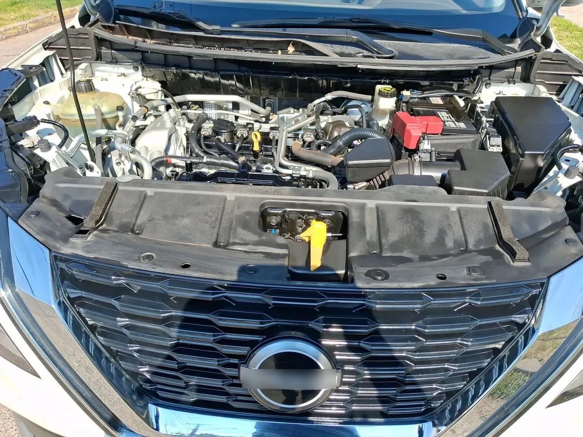 Nissan X-Trail 2.5 Sense 4x2 2row Cvt At 5p año 2023