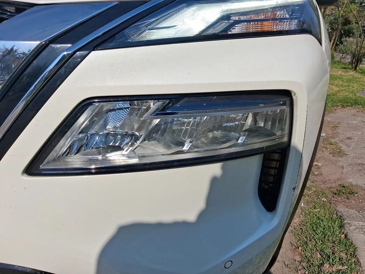 Nissan X-Trail 2.5 Sense 4x2 2row Cvt At 5p año 2023