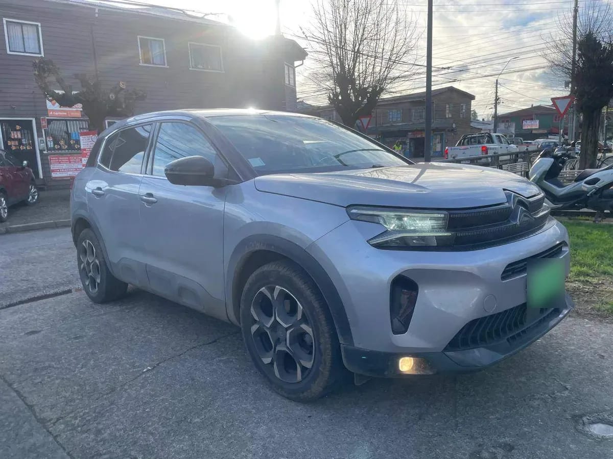 Citroen C5 Aircross 1.5 Feel Pack Diesel 130 Ss Eat8 At 5p año 2024