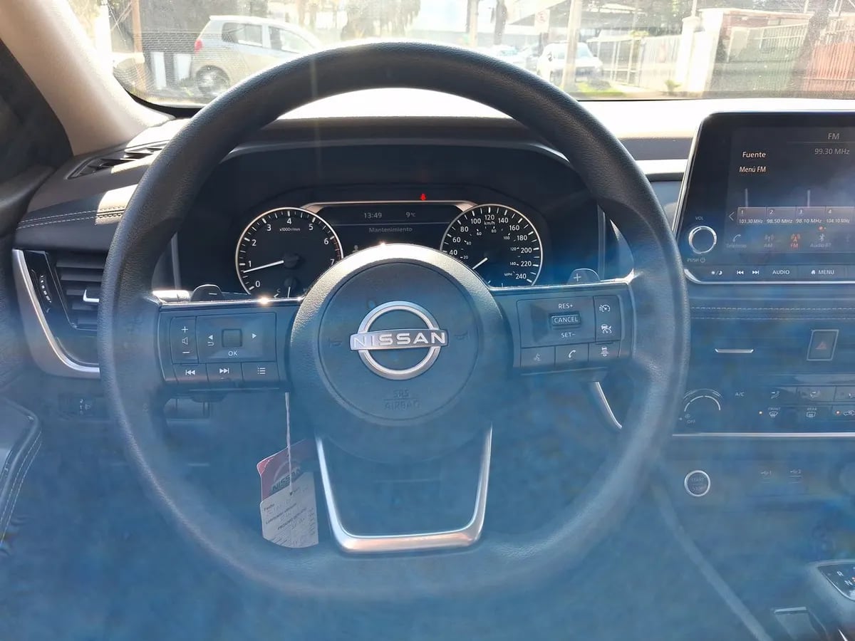 Nissan X-Trail 2.5 Sense 4x2 2row Cvt At 5p año 2023