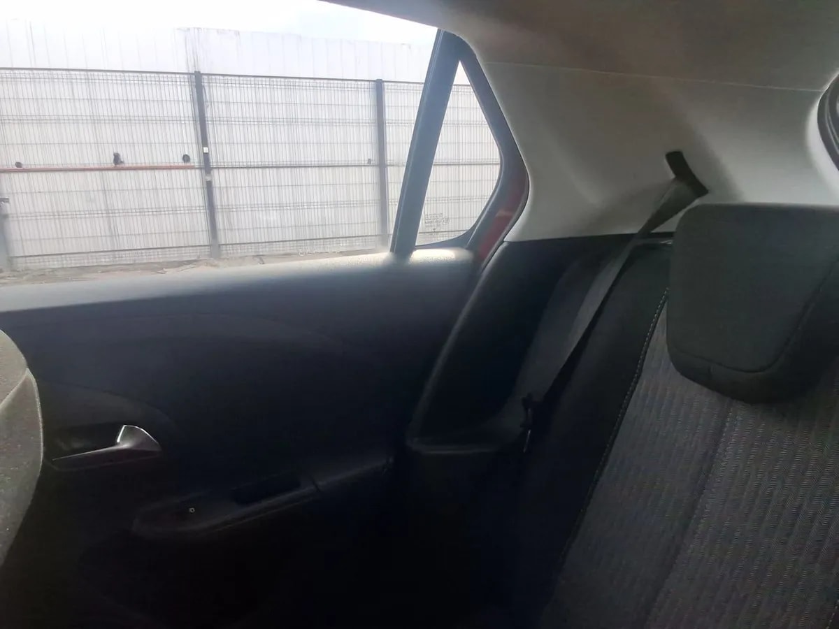 Opel Corsa 1.5t Edition 4x2 100hp Diesel Mt6 5p año 2023
