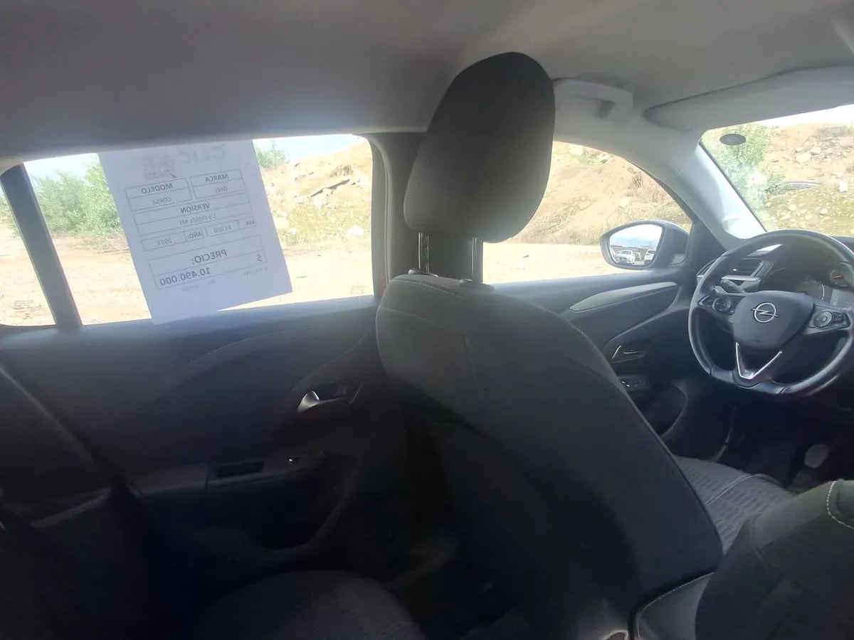 Opel Corsa 1.5t Edition 4x2 100hp Diesel Mt6 5p año 2023