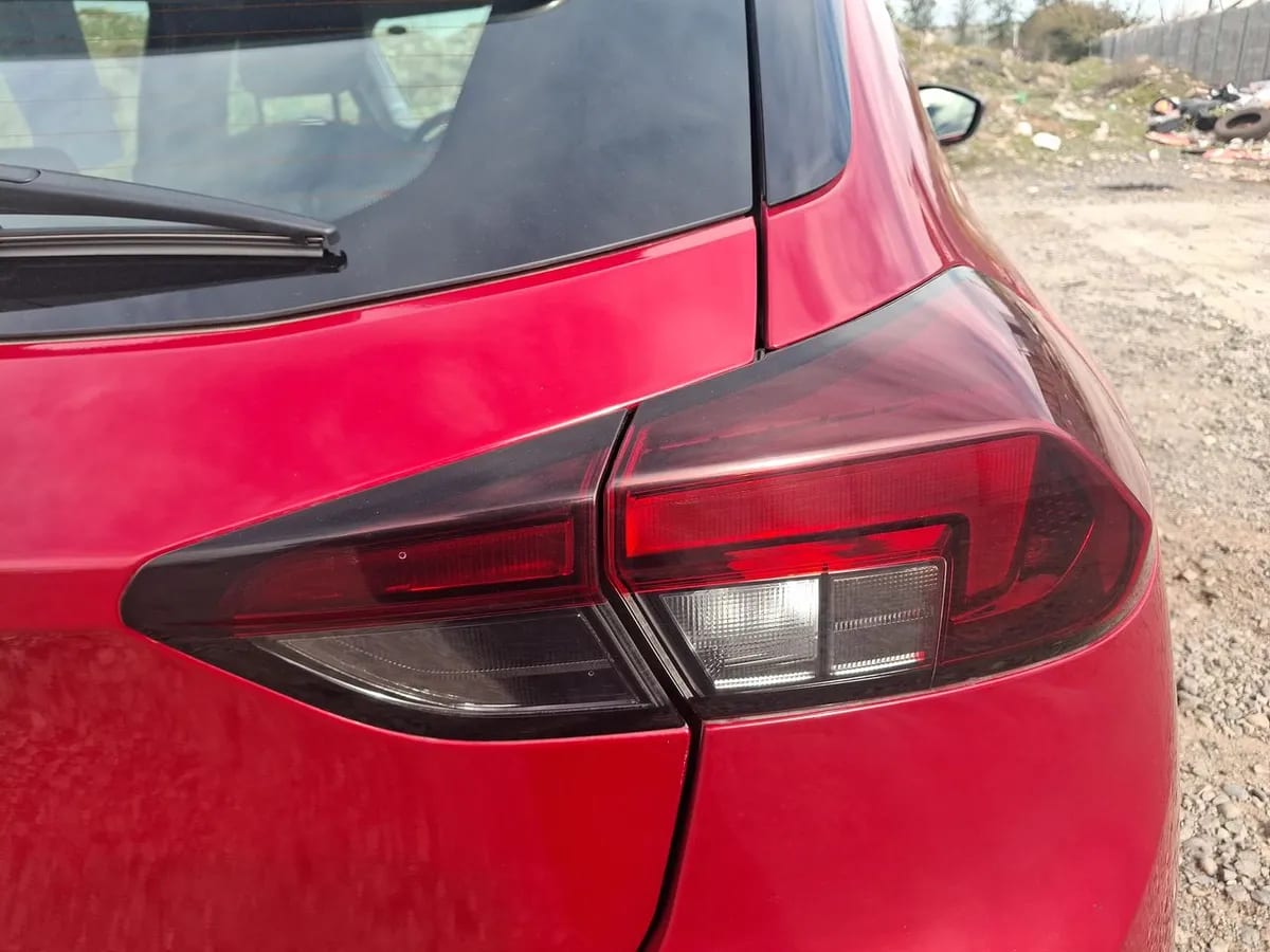 Opel Corsa 1.5t Edition 4x2 100hp Diesel Mt6 5p año 2023