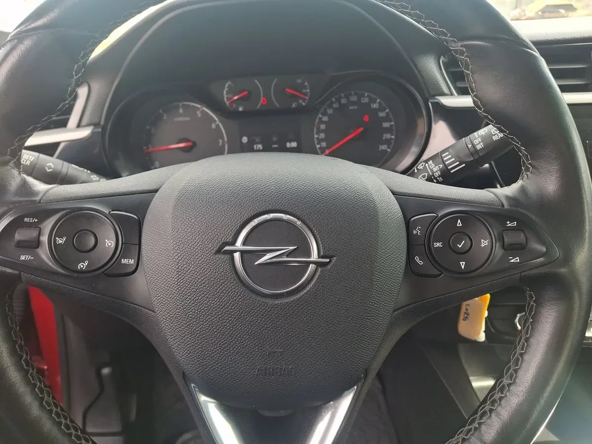 Opel Corsa 1.5t Edition 4x2 100hp Diesel Mt6 5p año 2023