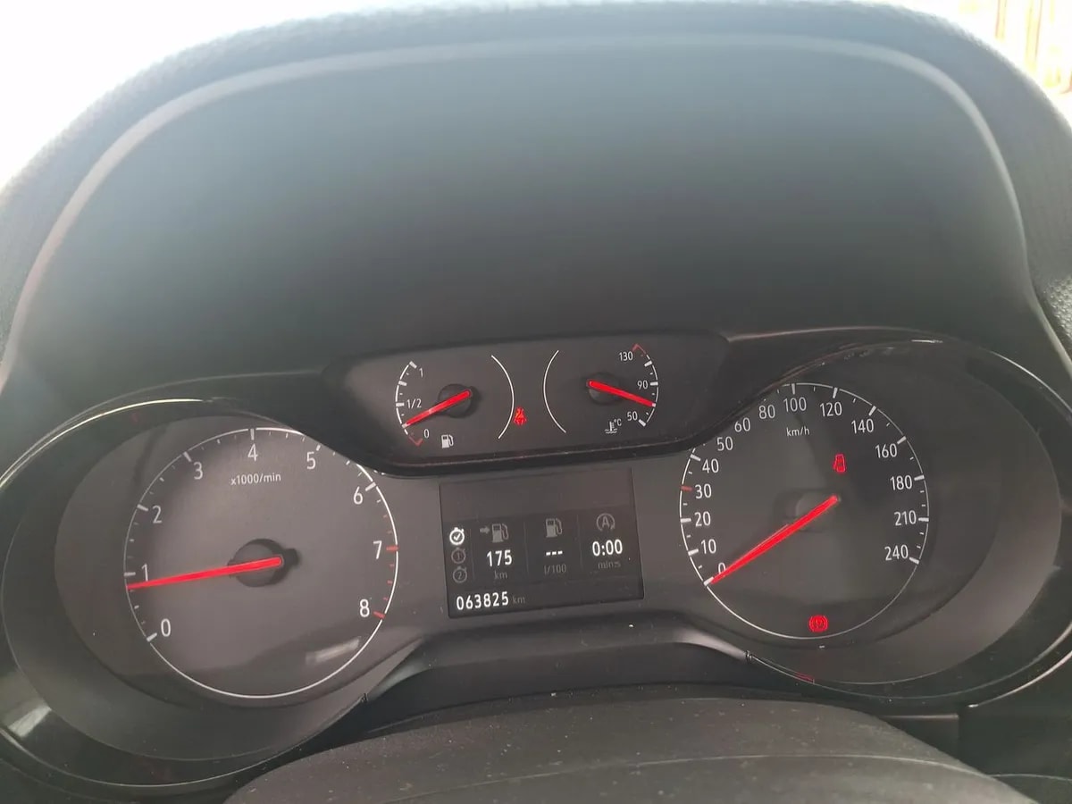 Opel Corsa 1.5t Edition 4x2 100hp Diesel Mt6 5p año 2023