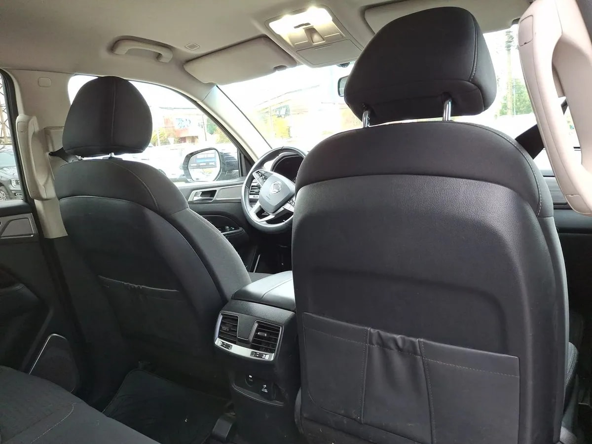 Ssangyong Rexton 2.2 Yrx201 Diesel Fl 4x2 At 5p año 2020