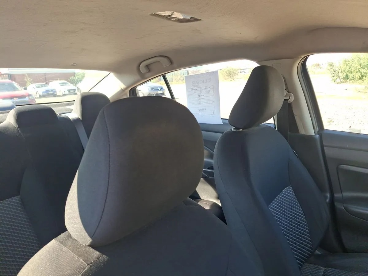 Nissan Versa 1.6 Sense 4x2 Radio Touch Mt 4p año 2023