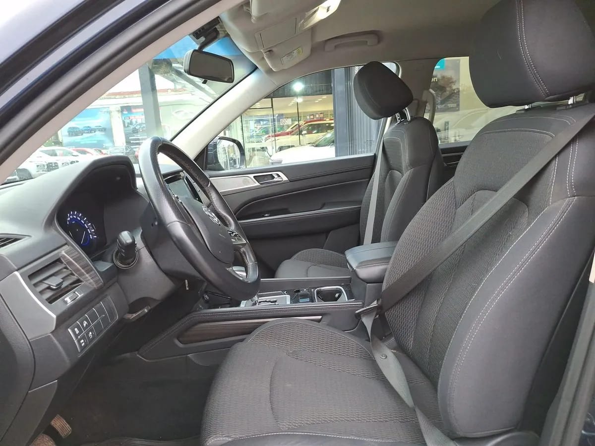 Ssangyong Rexton 2.2 Yrx201 Diesel Fl 4x2 At 5p año 2020
