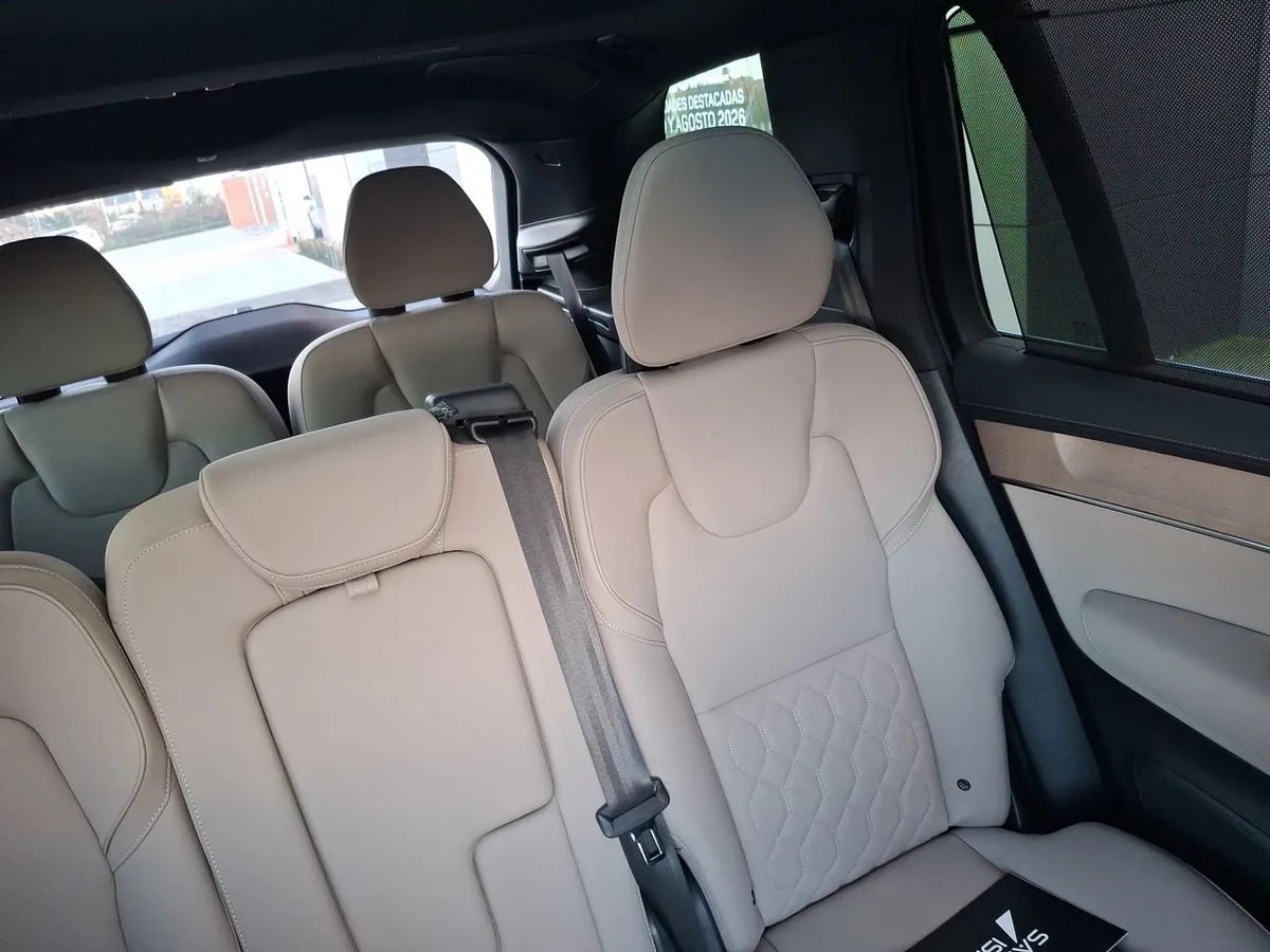 Volvo Xc90 2.0 T8 Plus Hibrido Awd At 5p año 2026