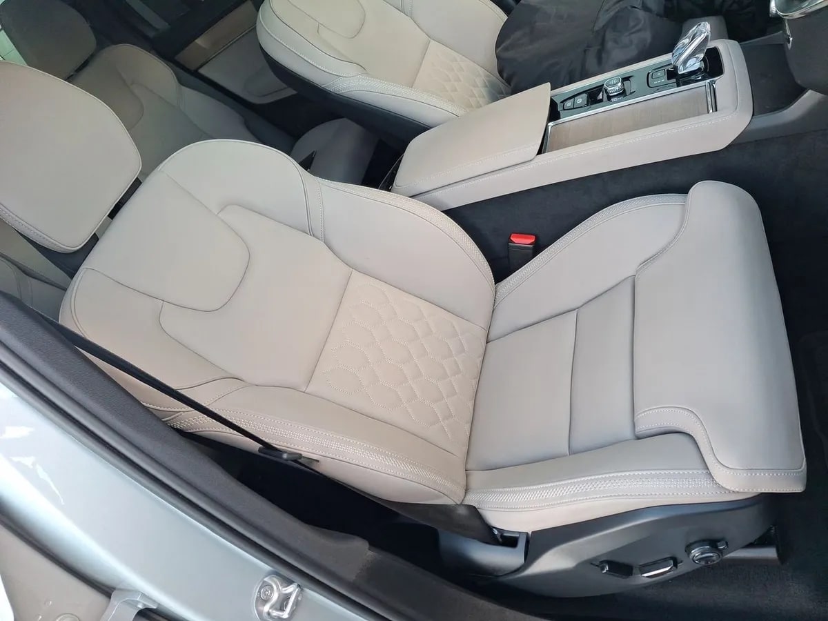 Volvo Xc90 2.0 T8 Plus Hibrido Awd At 5p año 2026