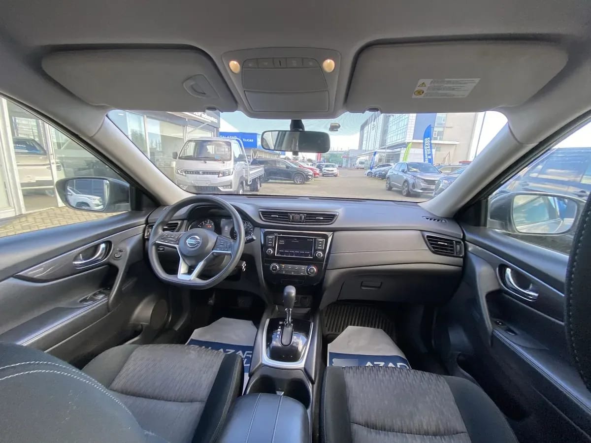 Nissan X-Trail 2.5 Sense 4x2 2row Cvt At 5p año 2023