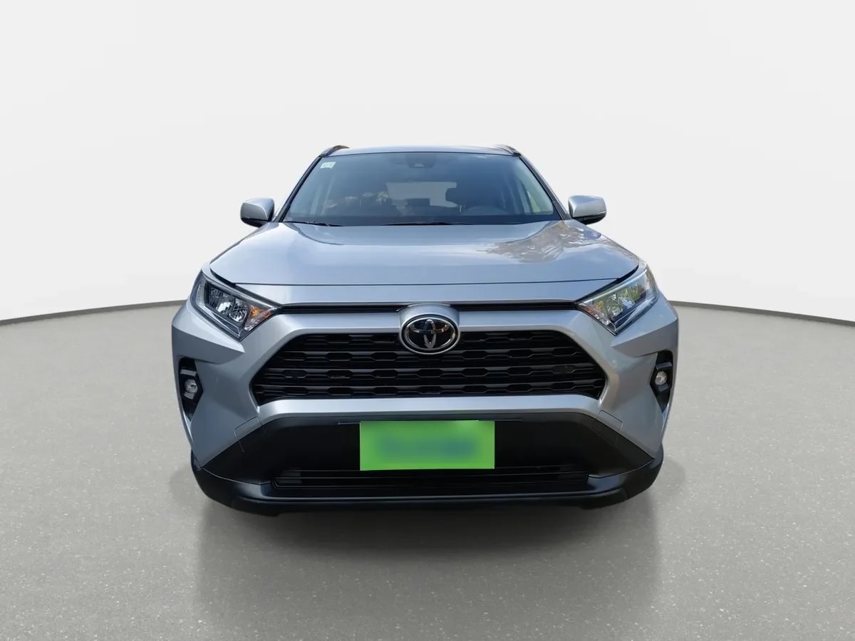Toyota Rav 4 2.0 Xle 4x2 Cvt At 5p año 2025