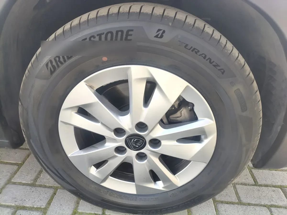 Peugeot Rifter 1.2 Mca Allure Puretech 130 4x2 Eat8 5p año 2026