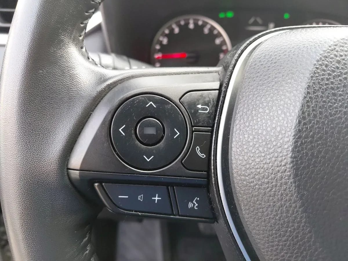 Toyota Rav 4 2.0 Xle 4x2 Cvt At 5p año 2025